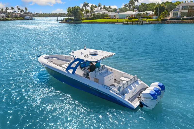 Slide: The Image of Midnight Express 37 OPEN 2020 - 15