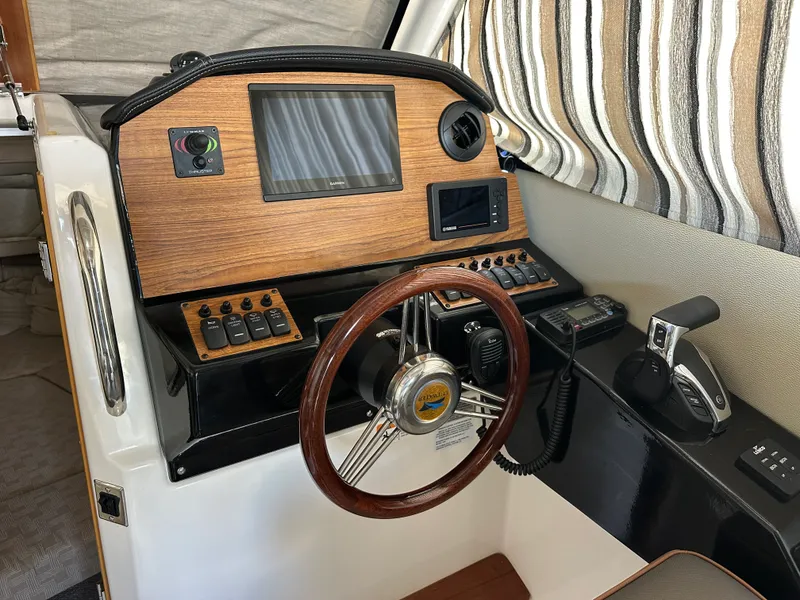 Slide: The Image of Cutwater C-248 COUPE 2023 - 11