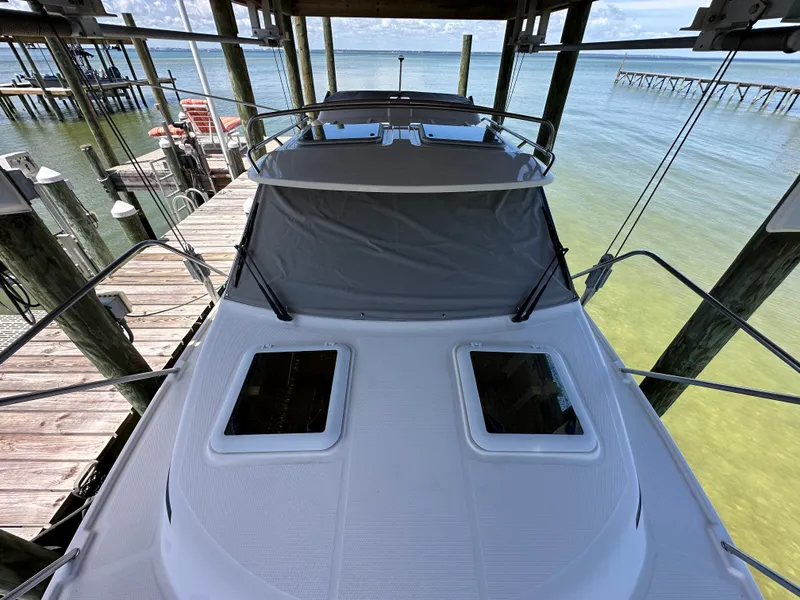 Slide: The Image of Cutwater C-248 COUPE 2023 - 18