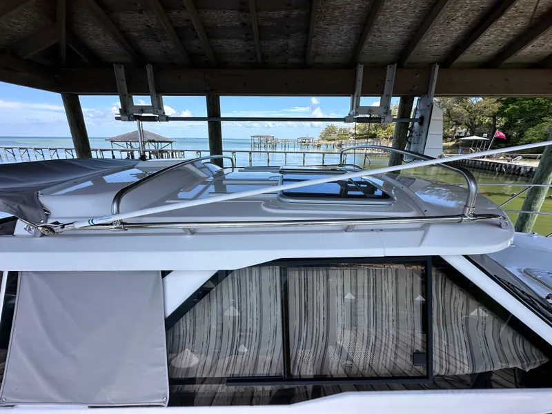 Slide: The Image of Cutwater C-248 COUPE 2023 - 20