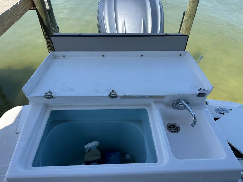 Slide: The Image of Cutwater C-248 COUPE 2023 - 6
