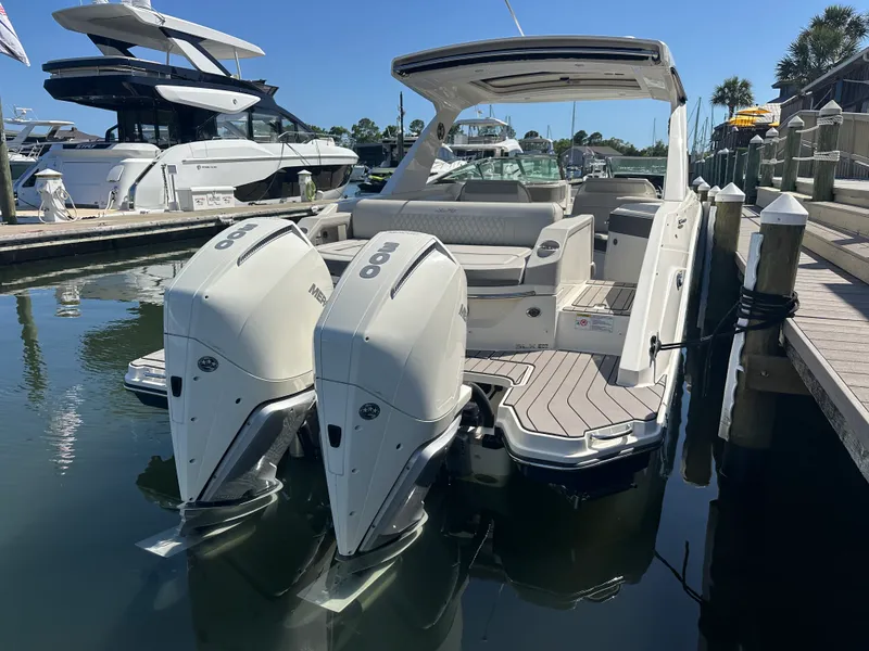 Slide: The Image of Sea Ray 310 SLX OB 2023 - 5