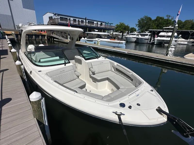 Slide: The Image of Sea Ray 310 SLX OB 2023 - 4