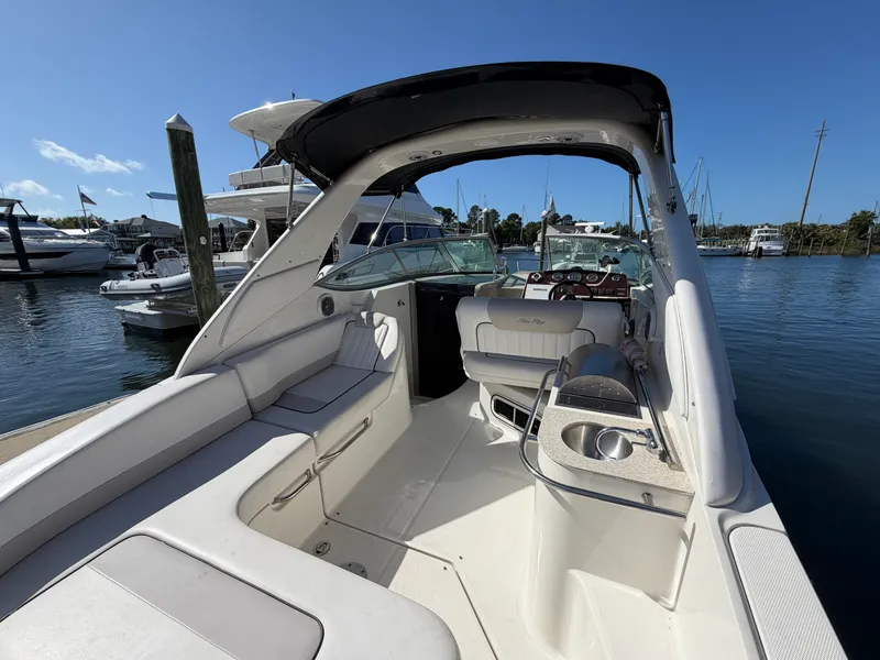 Slide: The Image of Sea Ray 280 SUNDANCER 2011 - 14