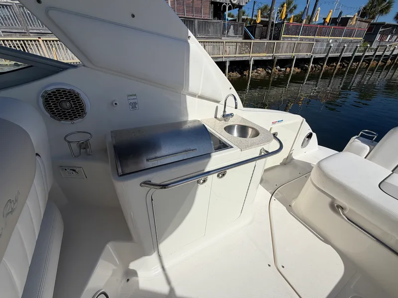 Slide: The Image of Sea Ray 280 SUNDANCER 2011 - 15