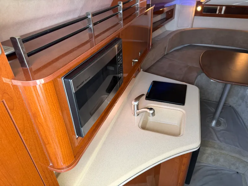 Slide: The Image of Sea Ray 280 SUNDANCER 2011 - 34