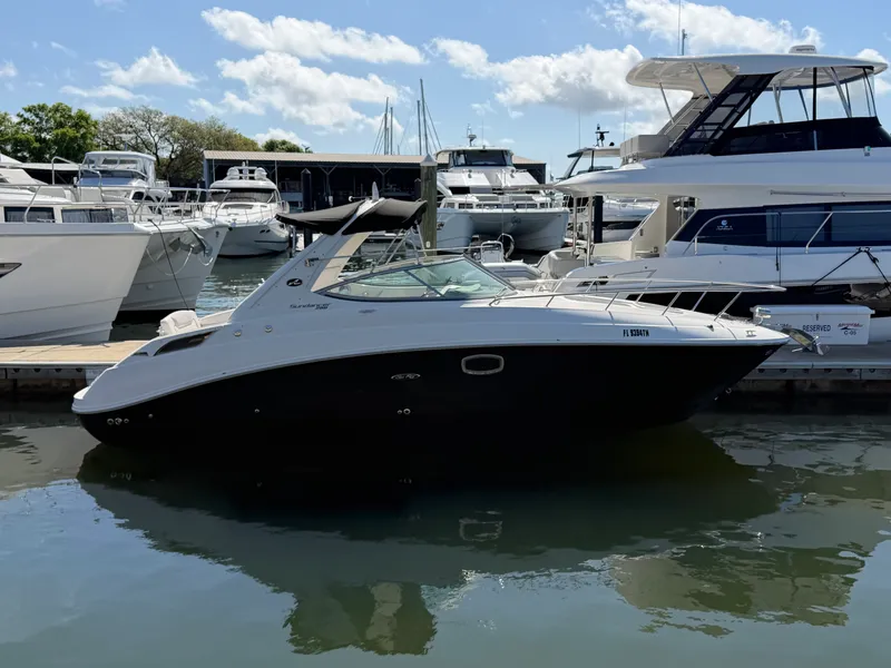 Slide: The Image of Sea Ray 280 SUNDANCER 2011 - 4