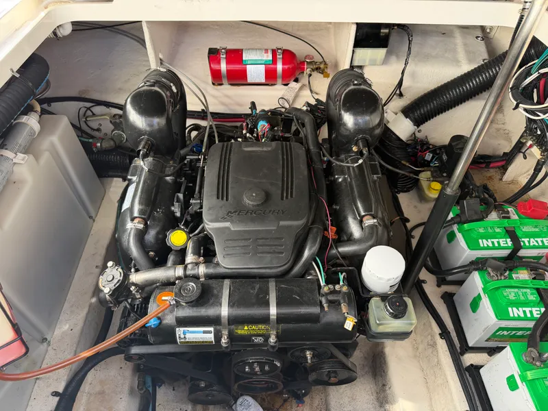 Slide: The Image of Sea Ray 280 SUNDANCER 2011 - 50