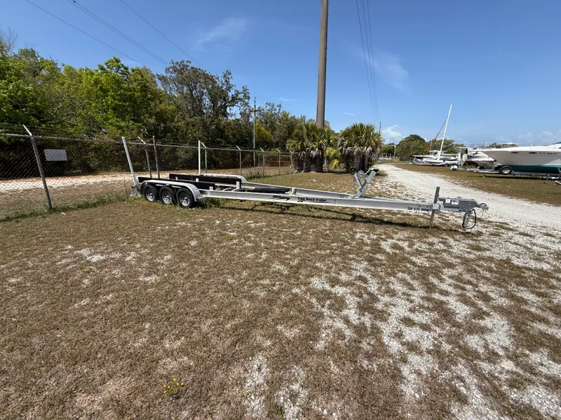 Slide: The Image of Sea Ray 280 SUNDANCER 2011 - 65
