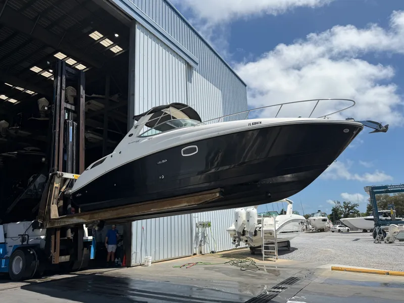 Slide: The Image of Sea Ray 280 SUNDANCER 2011 - 68