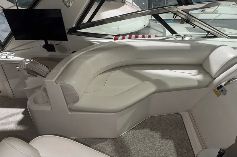 Slide: The Image of Cruisers Yachts 3870 EXPRESS 2001 - 11