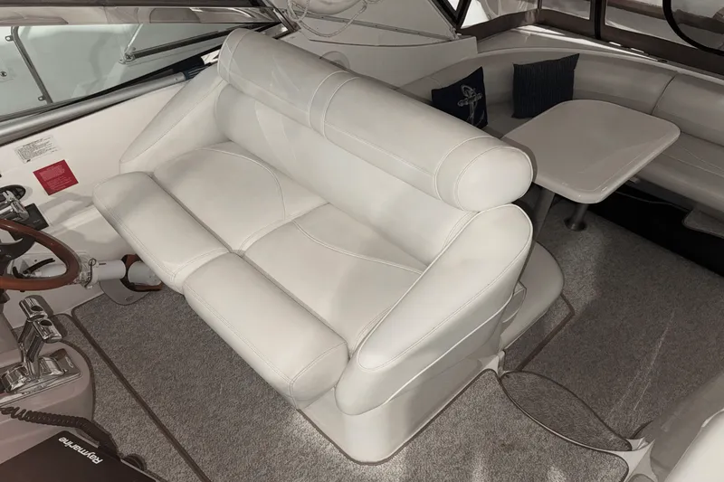 Slide: The Image of Cruisers Yachts 3870 EXPRESS 2001 - 13