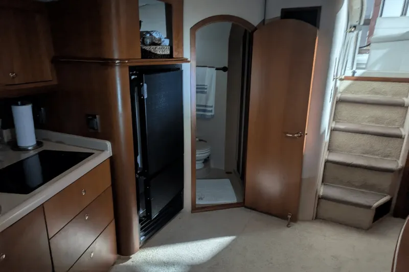 Slide: The Image of Cruisers Yachts 3870 EXPRESS 2001 - 17