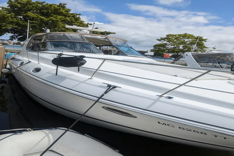 Slide: The Image of Cruisers Yachts 3870 EXPRESS 2001 - 2