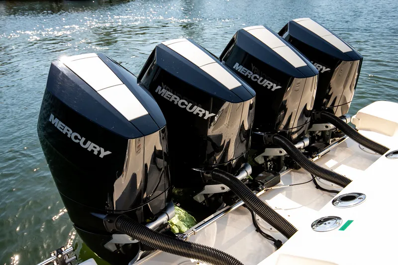 Slide: The Image of Boston Whaler 420 Outrage 2024 - 16
