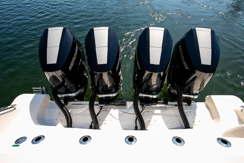 Slide: The Image of Boston Whaler 420 Outrage 2024 - 17