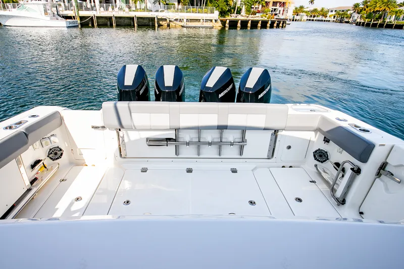 Slide: The Image of Boston Whaler 420 Outrage 2024 - 20