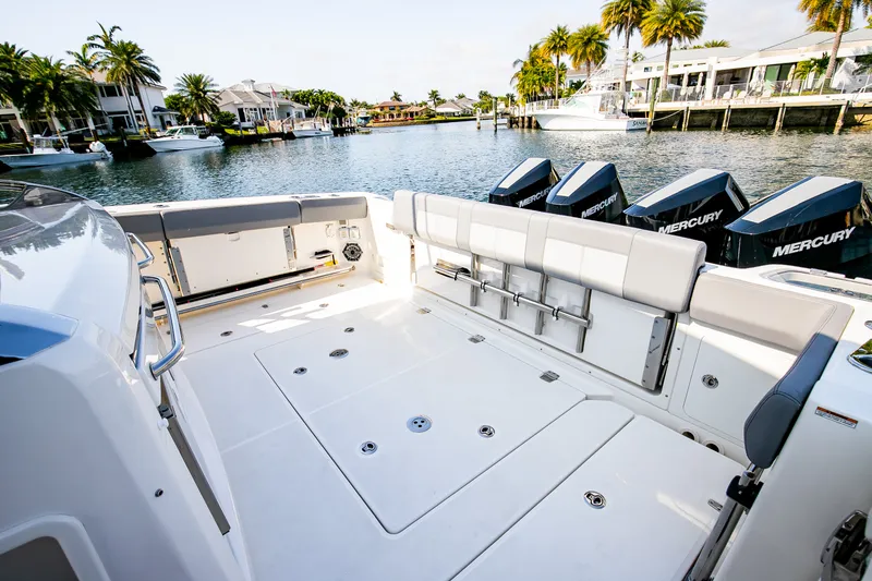 Slide: The Image of Boston Whaler 420 Outrage 2024 - 21