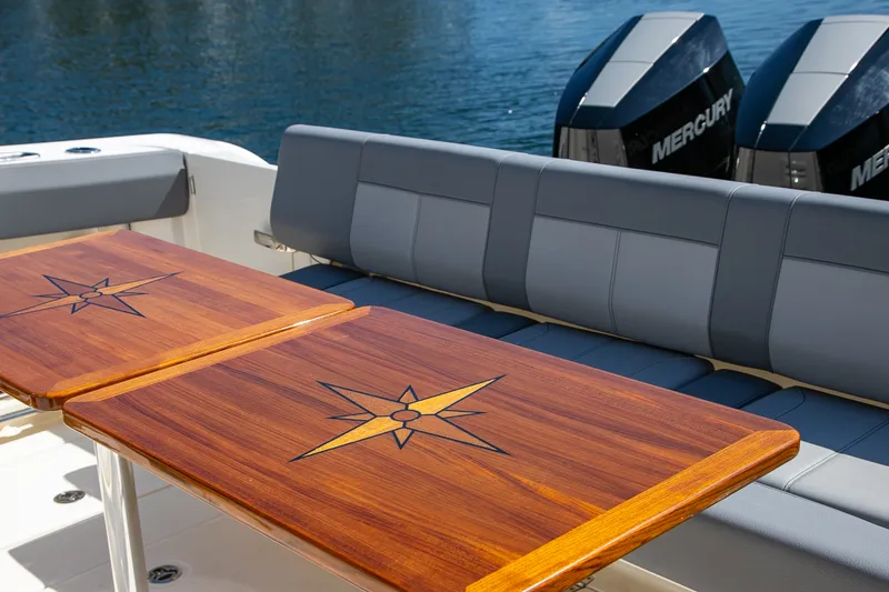 Slide: The Image of Boston Whaler 420 Outrage 2024 - 27