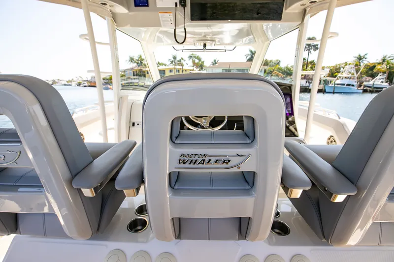 Slide: The Image of Boston Whaler 420 Outrage 2024 - 53