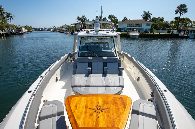 Slide: The Image of Boston Whaler 420 Outrage 2024 - 73