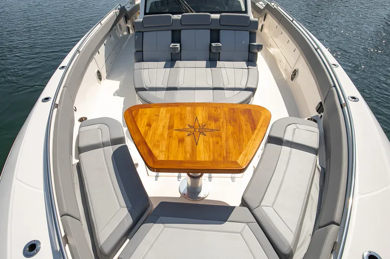 Slide: The Image of Boston Whaler 420 Outrage 2024 - 75