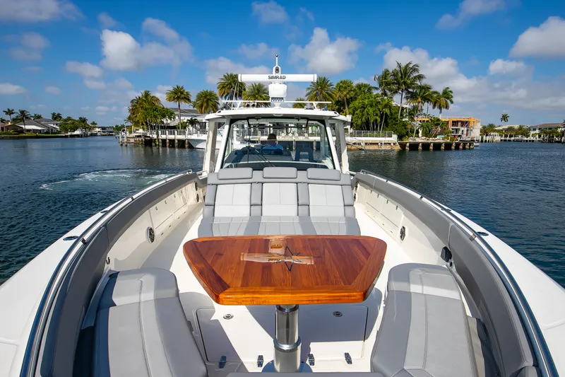 Slide: The Image of Boston Whaler 420 Outrage 2024 - 77