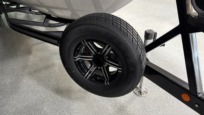 Slide: The Image of Mastercraft X-26 2023 - 108