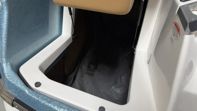 Slide: The Image of Mastercraft X-26 2023 - 12