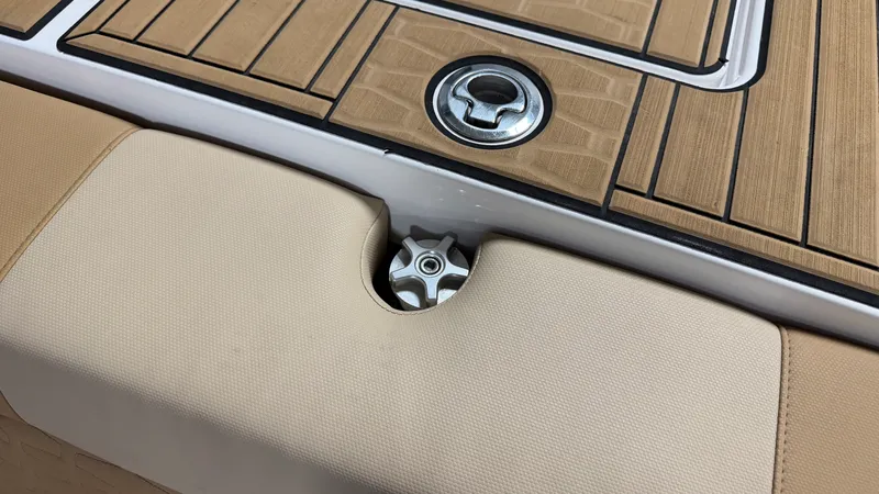 Slide: The Image of Mastercraft X-26 2023 - 21