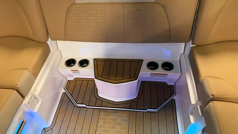 Slide: The Image of Mastercraft X-26 2023 - 24