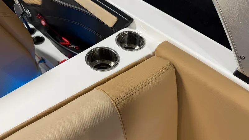 Slide: The Image of Mastercraft X-26 2023 - 35