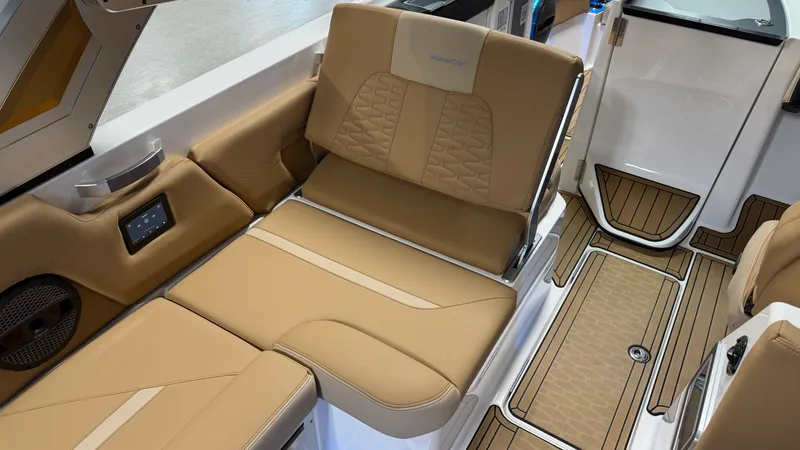Slide: The Image of Mastercraft X-26 2023 - 48