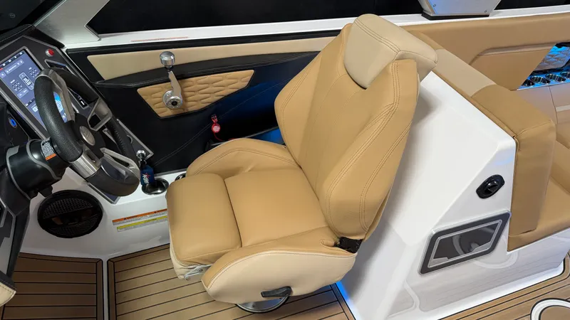 Slide: The Image of Mastercraft X-26 2023 - 57