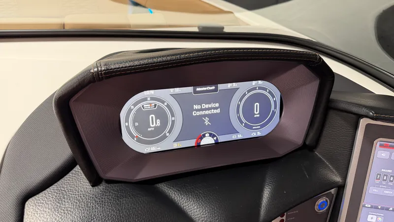 Slide: The Image of Mastercraft X-26 2023 - 64