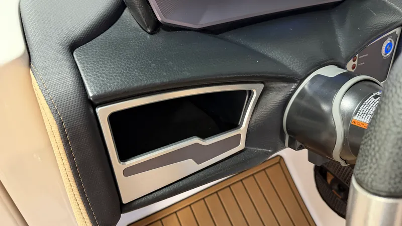 Slide: The Image of Mastercraft X-26 2023 - 68