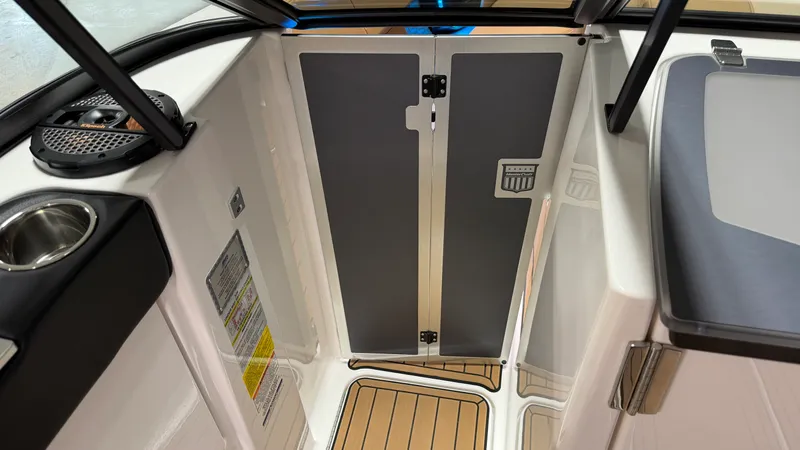 Slide: The Image of Mastercraft X-26 2023 - 77