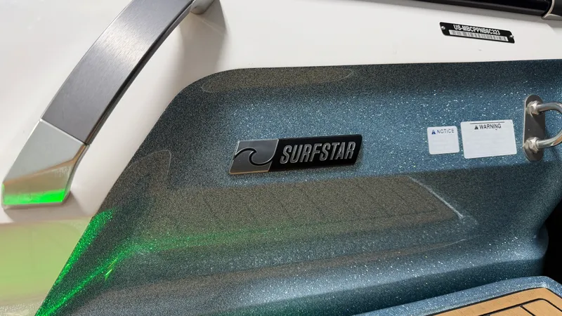 Slide: The Image of Mastercraft X-26 2023 - 8