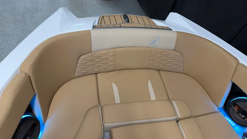 Slide: The Image of Mastercraft X-26 2023 - 87