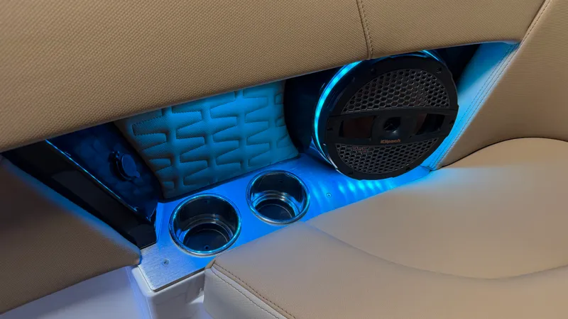 Slide: The Image of Mastercraft X-26 2023 - 92