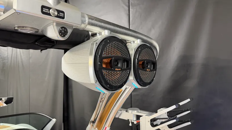 Slide: The Image of Mastercraft X-26 2023 - 98