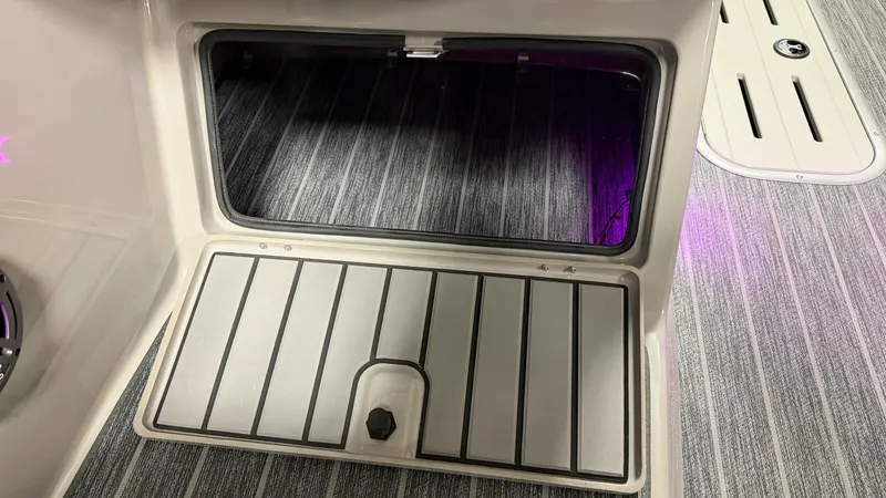Slide: The Image of Premier 250 SOLARIS 2026 - 48