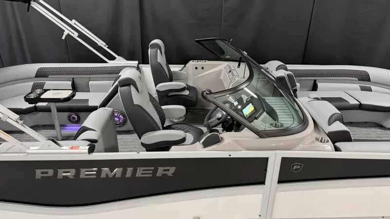 Slide: The Image of Premier 250 SOLARIS 2026 - 7