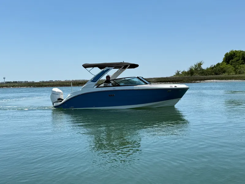 Slide: The Image of Sea Ray SDX 230 Outboard 2026 - 0