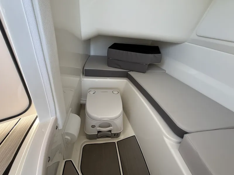 Slide: The Image of Sea Ray SDX 230 Outboard 2026 - 11
