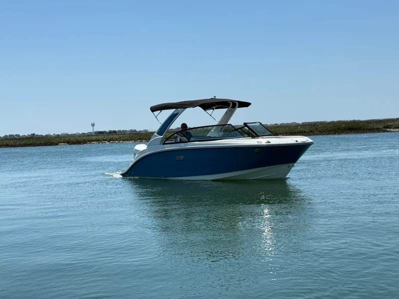 Slide: The Image of Sea Ray SDX 230 Outboard 2026 - 2
