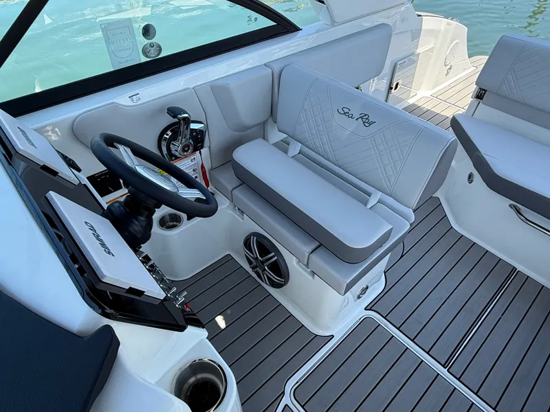 Slide: The Image of Sea Ray SDX 230 Outboard 2026 - 21