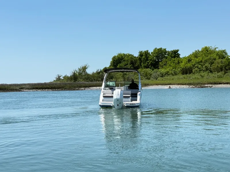 Slide: The Image of Sea Ray SDX 230 Outboard 2026 - 3