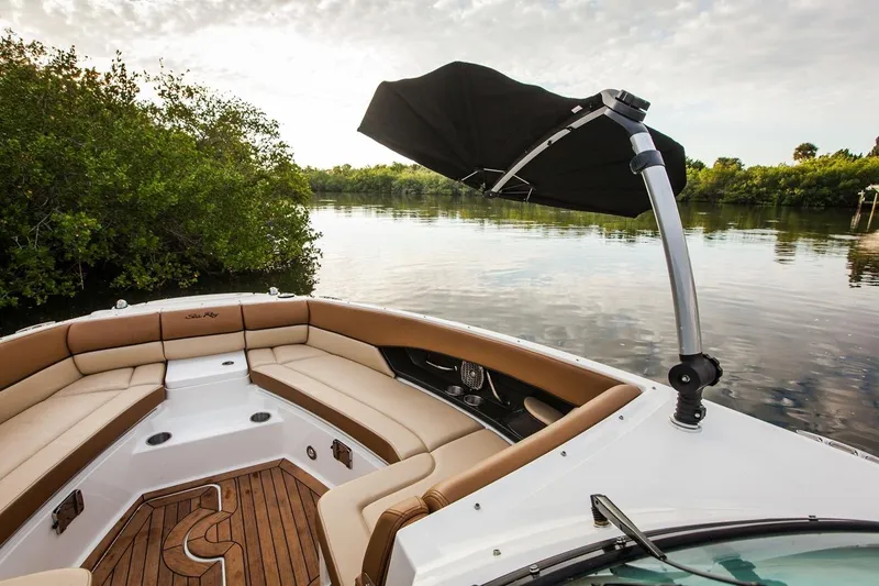 Slide: The Image of Sea Ray 350 SLX 2016 - 31