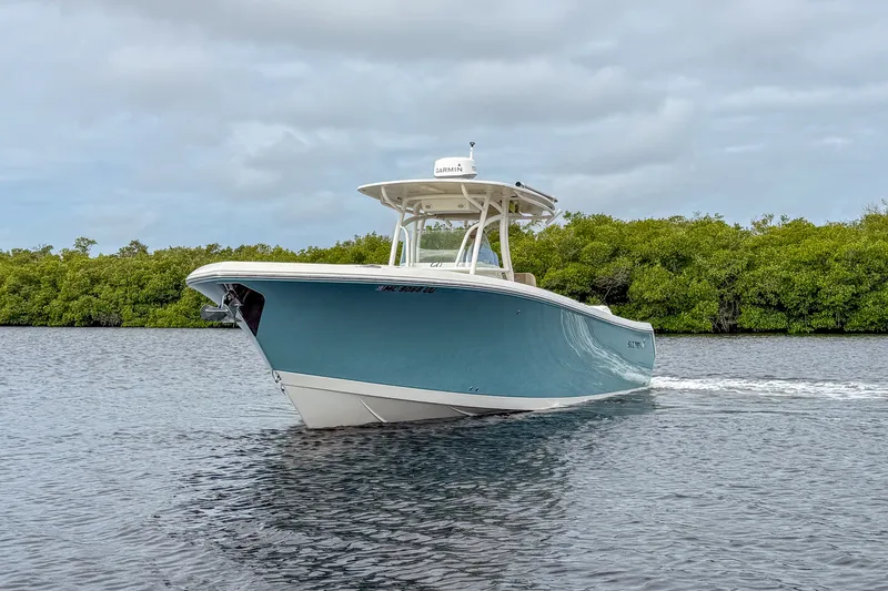 Slide: The Image of Sailfish 320 CC 2018 - 20